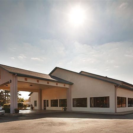 Americas Best Value Inn & Suites Bastrop Экстерьер фото