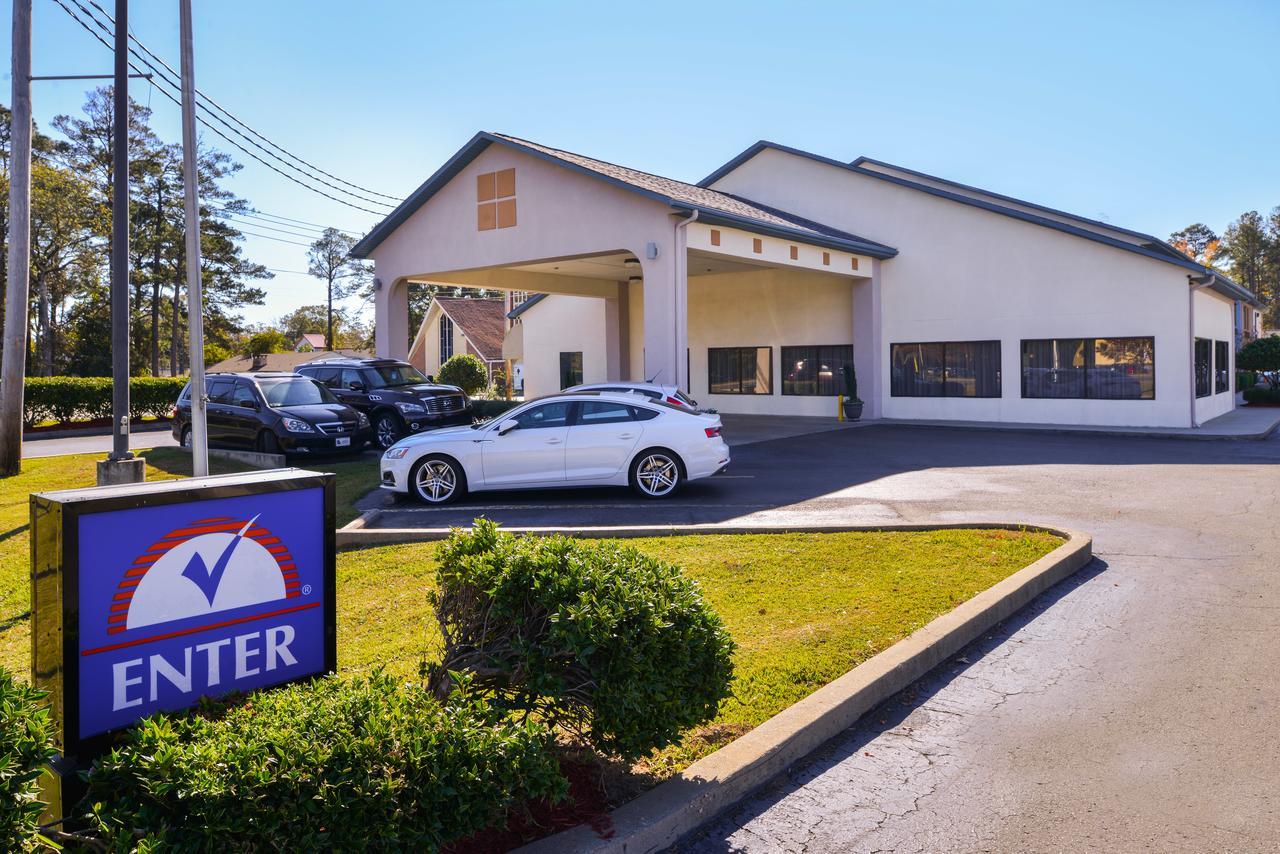 Americas Best Value Inn & Suites Bastrop Экстерьер фото