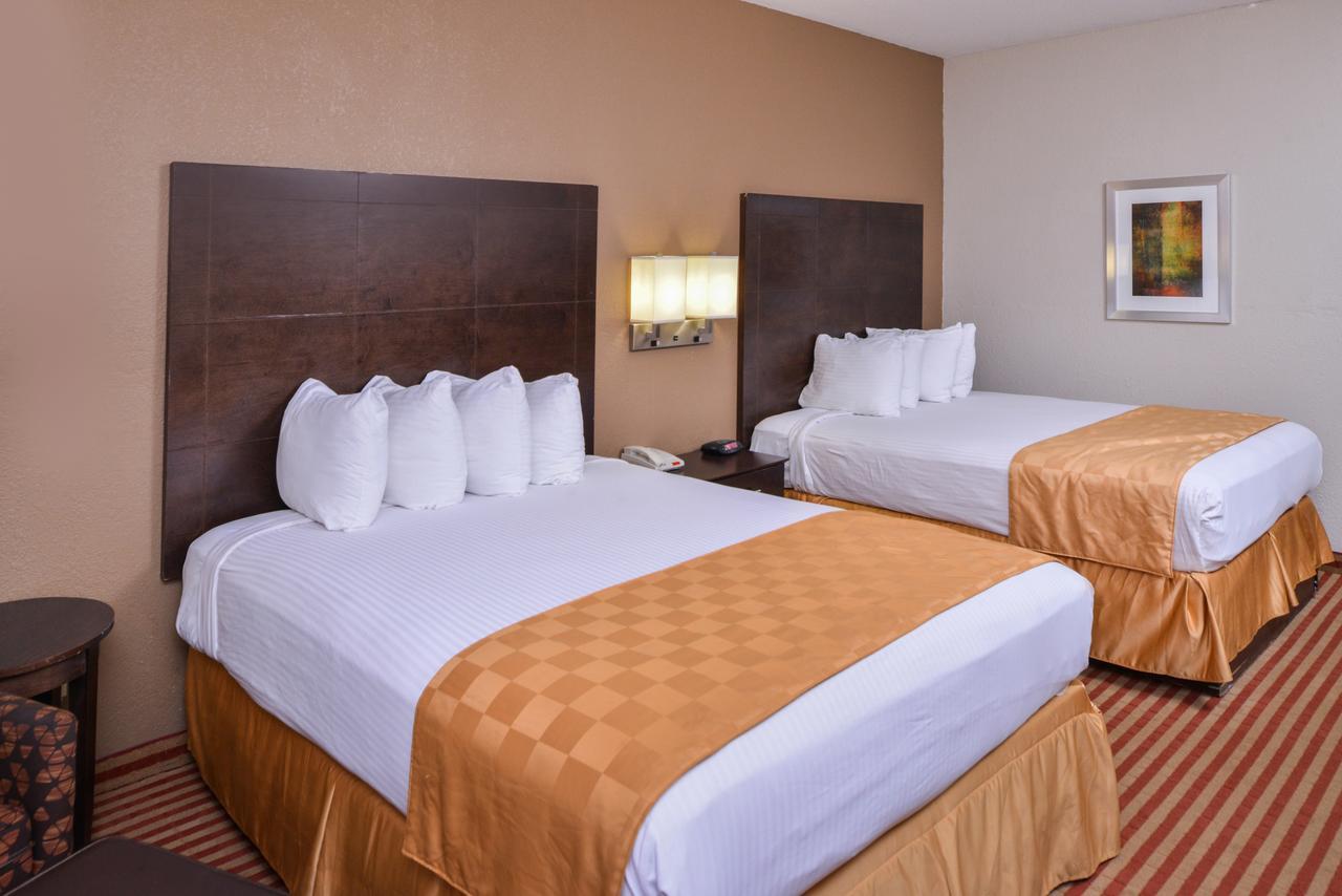 Americas Best Value Inn & Suites Bastrop Экстерьер фото